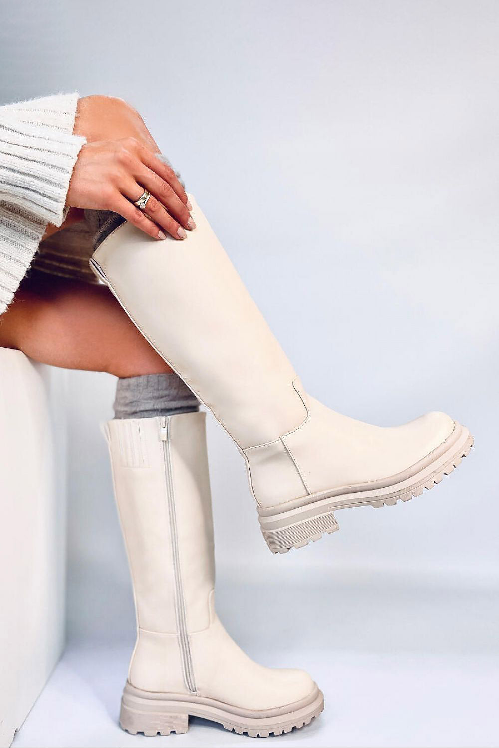 Flat Boots White