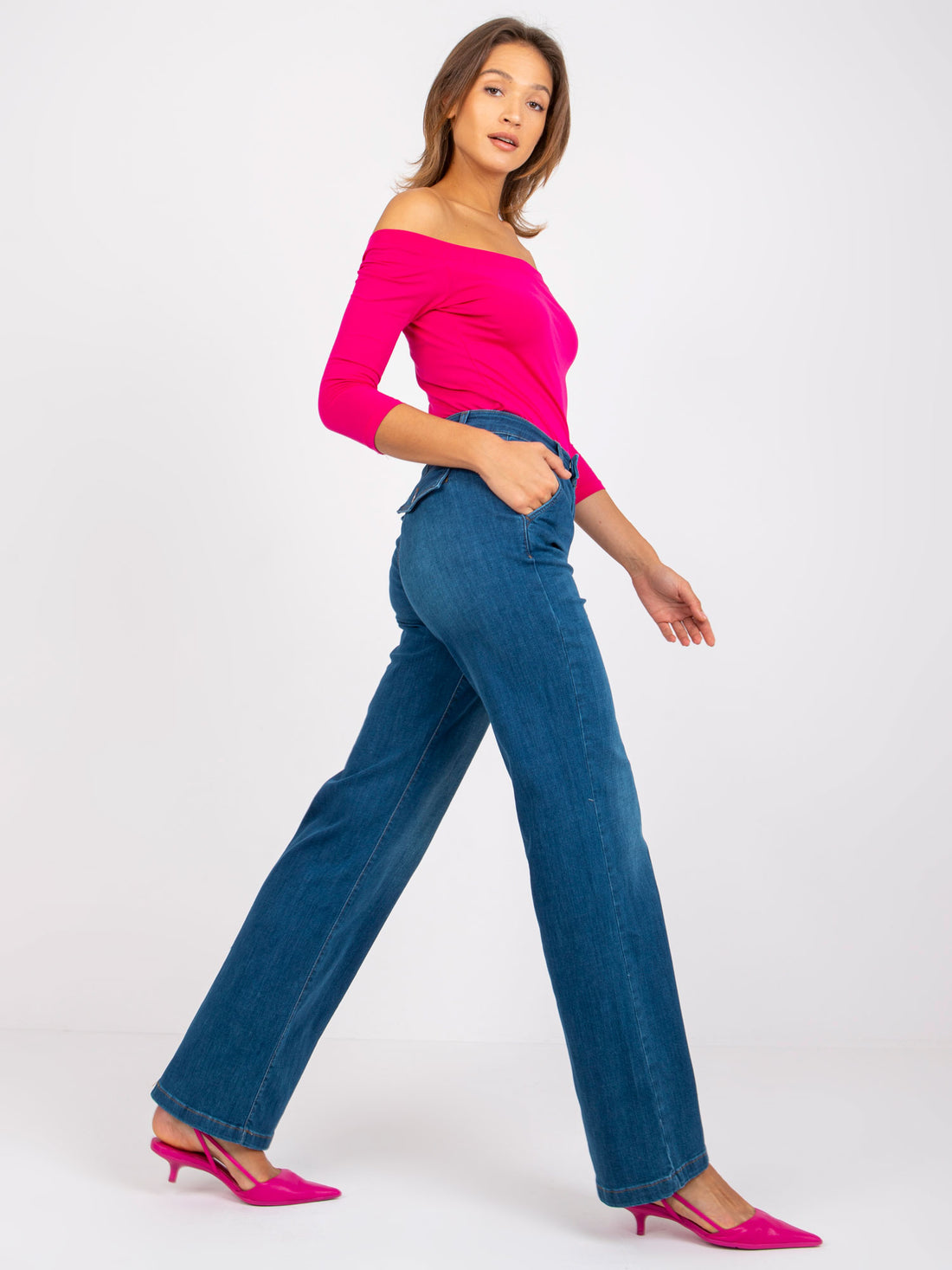 High-waisted Flared Jeans with Pockets