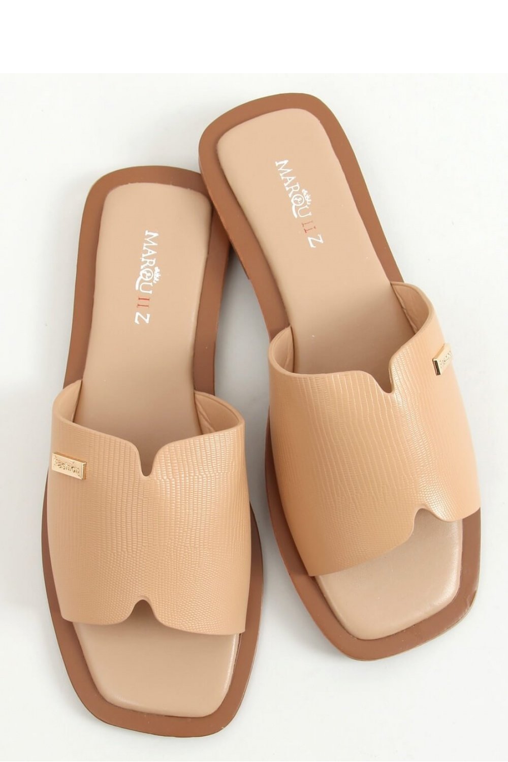Embossed Texture Flat Sandals