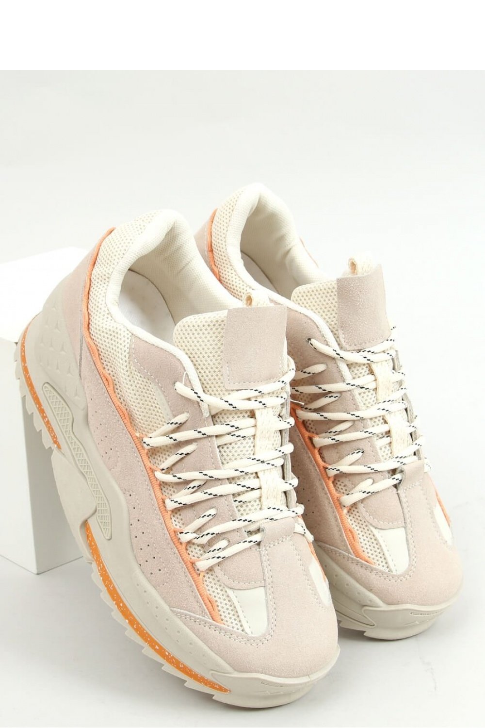 Lace-up Sneakers High Sole